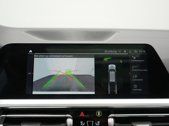 BMW 3-SERIE Touring 320i M Sport Automaat 184 pk Dealer O.H. | Panodak | Adaptive Cruise | Laser LED | Adaptive Onderstel | Lederen Sportstoelen Memory | Keyless | Carplay |