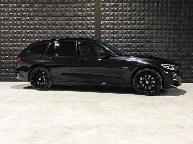 BMW 3-SERIE Touring 330e M Sport | PANO | 19" | Memory | All Black | HIFI | Trekh. | ACC |Led Kopl. | Camera |