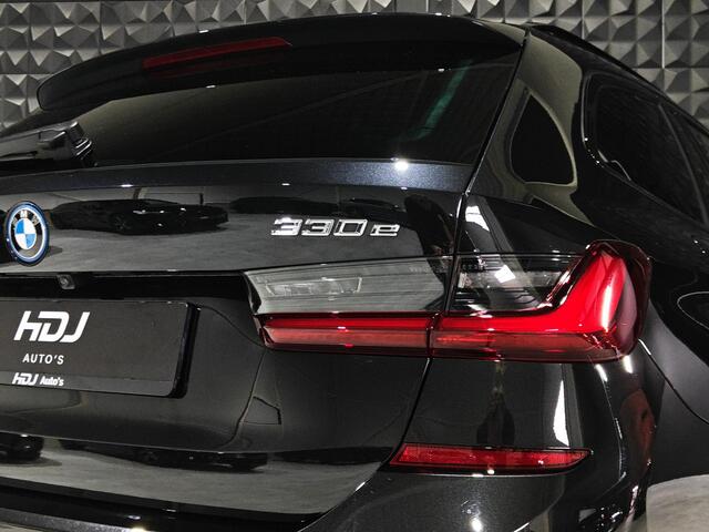 BMW 3-SERIE Touring 330e M Sport | PANO | 19" | Memory | All Black | HIFI | Trekh. | ACC |Led Kopl. | Camera |
