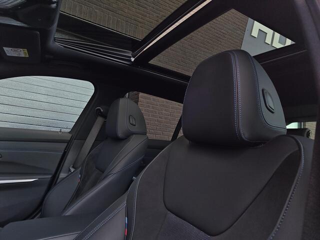 BMW 3-SERIE Touring 330e M Sport | PANO | 19" | Memory | All Black | HIFI | Trekh. | ACC |Led Kopl. | Camera |