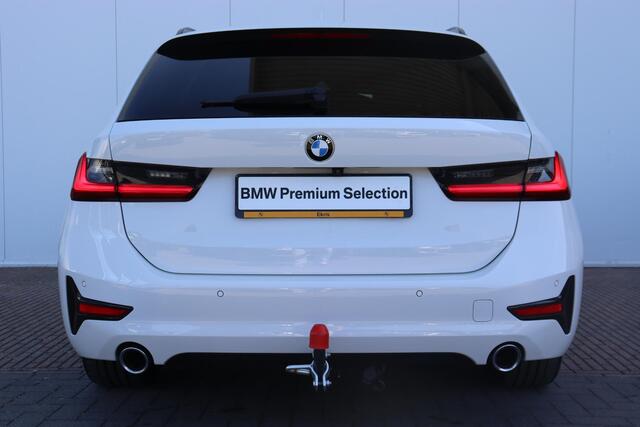 BMW 3-SERIE Touring 320i Executive Edition Driving Assistent Prof. / Comfort Access / Elektr. Glazen Panodak / Stoel + Stuurwiel Verwarming /