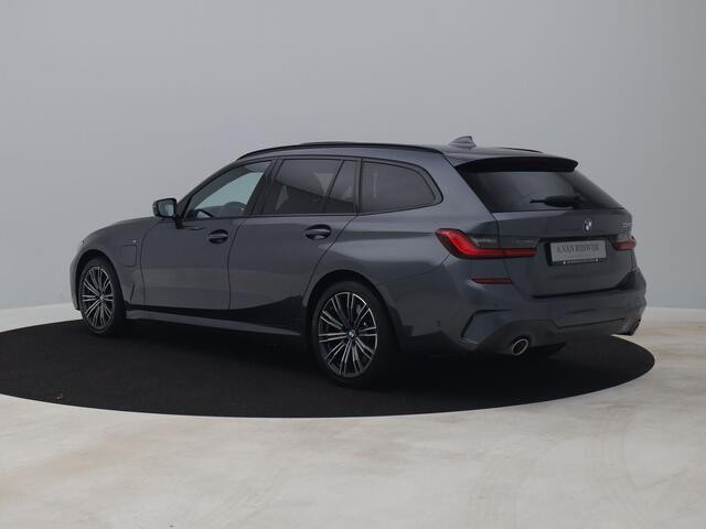 BMW 3-SERIE Touring 330e M Sport | PANO | CAMERA | STOELVERW.