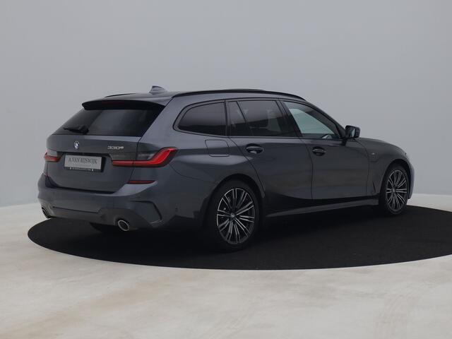 BMW 3-SERIE Touring 330e M Sport | PANO | CAMERA | STOELVERW.