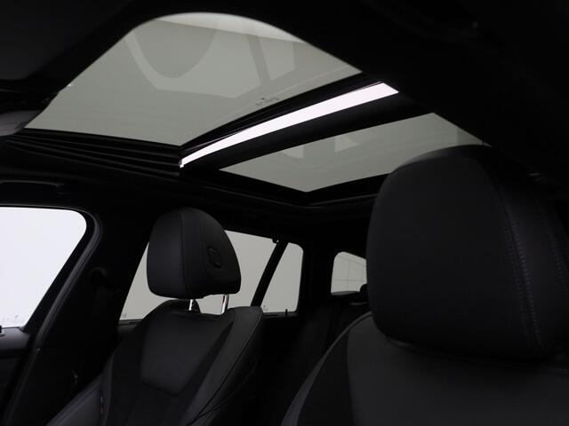 BMW 3-SERIE Touring 330e M Sport | PANO | CAMERA | STOELVERW.