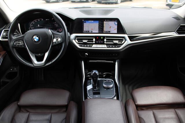 BMW 3-SERIE Touring 330e High Executive LEDER CARPLAY LIVE COCKPIT 18'' CAMERA TREHAAK
