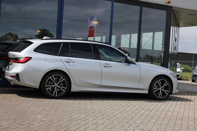 BMW 3-SERIE Touring 330e High Executive LEDER CARPLAY LIVE COCKPIT 18'' CAMERA TREHAAK