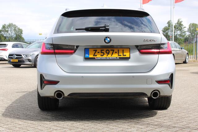 BMW 3-SERIE Touring 330e High Executive LEDER CARPLAY LIVE COCKPIT 18'' CAMERA TREHAAK