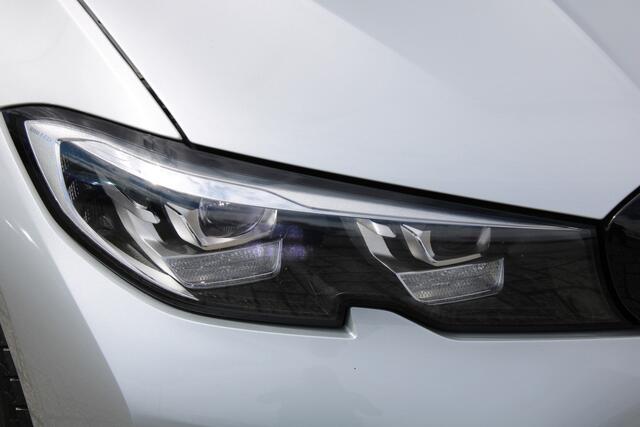 BMW 3-SERIE Touring 330e High Executive LEDER CARPLAY LIVE COCKPIT 18'' CAMERA TREHAAK