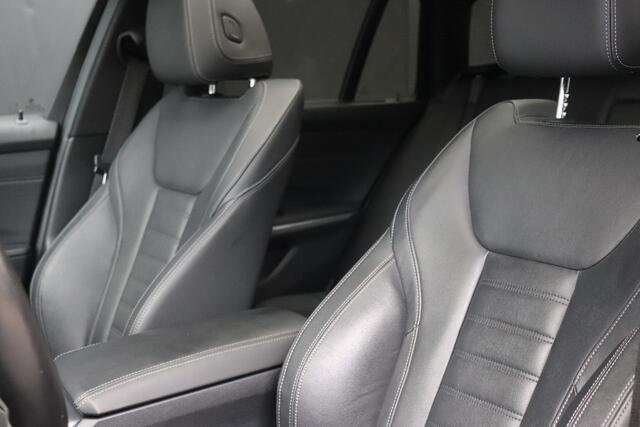 BMW 3-SERIE Touring 330e M-SPORT | HEAD-UP | PANO-DAK | TREKHAAK | LIVE COCKPIT PRO