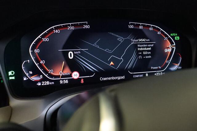 BMW 3-SERIE 320i Business Edition Automaat | NAVI | CLIMA | PDC V+A | CRUISE | VIRTUAL COCKPIT |