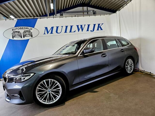 BMW 3-SERIE Touring 318i Executive Edition / Trekhaak / Full LED / NL Auto
