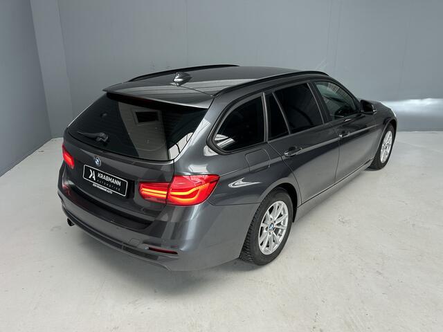 BMW 3-SERIE Touring 318i Executive Nwe Turbo|Cruise|LED|Navi