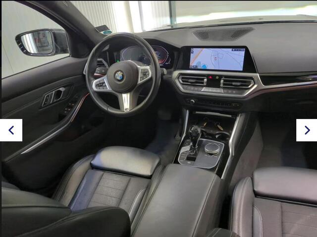 BMW 3-SERIE Touring 320i Executive Edition Sfeer Verlichting | Black Optic | Sportstoelen | 18-Inch | NL-Auto |