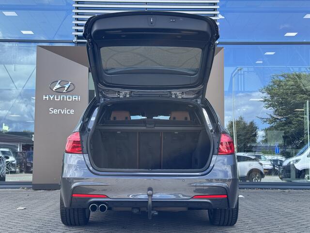 BMW 3-SERIE Touring 320i Centennial High Executive | 184pk | Schuif-dak | Trekhaak
