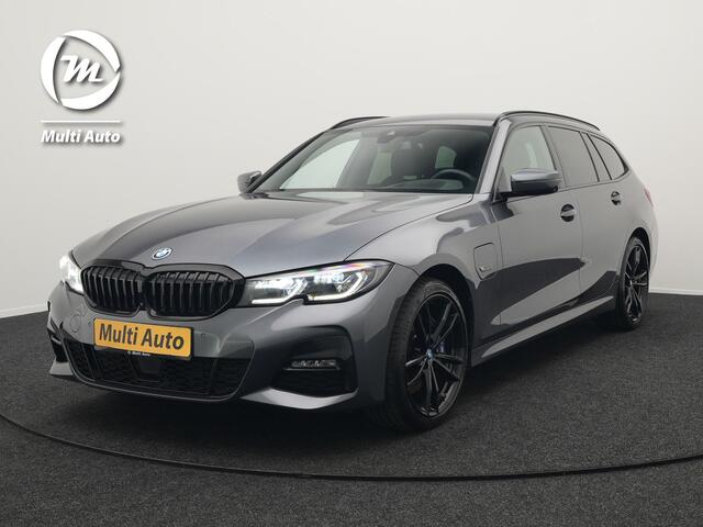 BMW 3-SERIE Touring 330e M Sport Plug In Hybrid 293pk Dealer O.H PHEV | Adaptive Onderstel | Head Up | 360 Camera | Adaptive Cruise | Alcantara Sportstoelen Verwarmd | M Sportstuur | Apple Carplay | Keyless | Sfeerverlichting |