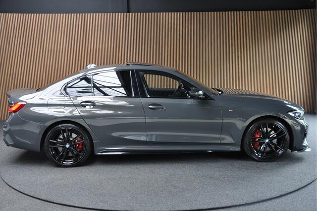 BMW 3-SERIE M340i xDrive High Executive | PANO | CARBON | M-PERFORMANCE | LASER LED | HUD | 360 | ACC | BLINDSPOT |