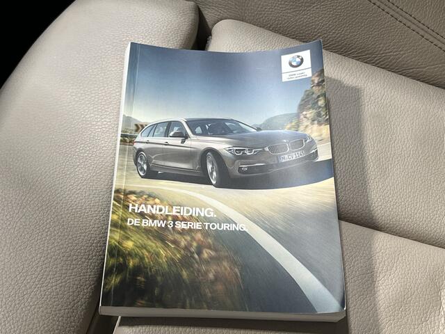 BMW 3-SERIE Touring 320i M Sport Edition | Navigatie | LM Velgen 18" | Afneembare Trekhaak | Voorstoelen Verwarmd | PDC Voor en Achter | Cruise Control | Airco |