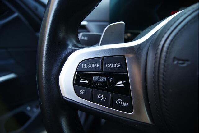 BMW 3-SERIE Touring 330e 292PK Lci M-Sport Shadow Widescreen/ACC/Camera/19Inch