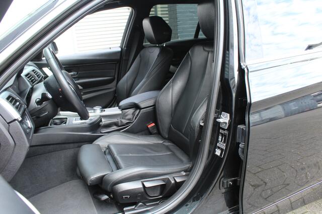 BMW 3-SERIE Touring 320i 184pk High Executive Automaat NL-Auto NAP Clima Cruise Navi PDC El. Klep 18"LMV
