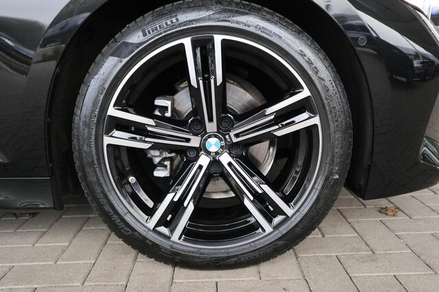 BMW 3-SERIE Touring 318i M Sportpakket | Entertainment Pack | Trekhaak elektr.