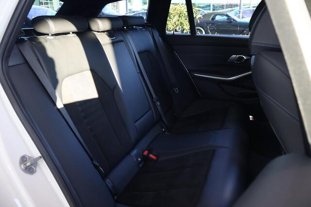 BMW 3-SERIE Touring 318i Business Edition