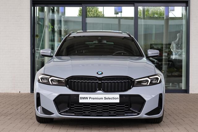 BMW 3-SERIE Touring 330i | M Sportpakket Pro | Travel Pack | Entertainment Pack