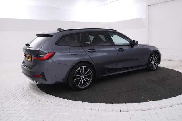 BMW 3-SERIE Touring 320d High Executive M-sportm Volleder, Climate,
