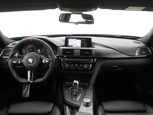 BMW 3-SERIE Touring 318i M Sport AUTOM. LEER|APPLE CARPLAY|STOELVERW|ELEK.ACHTERKLEP|LED|ORG.NL