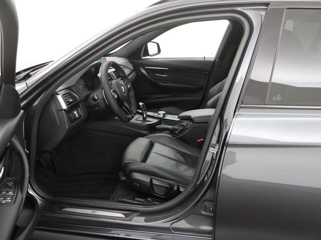 BMW 3-SERIE Touring 318i M Sport AUTOM. LEER|APPLE CARPLAY|STOELVERW|ELEK.ACHTERKLEP|LED|ORG.NL