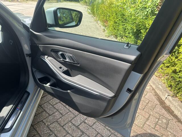 BMW 3-SERIE 320e High Executive M-Pakket