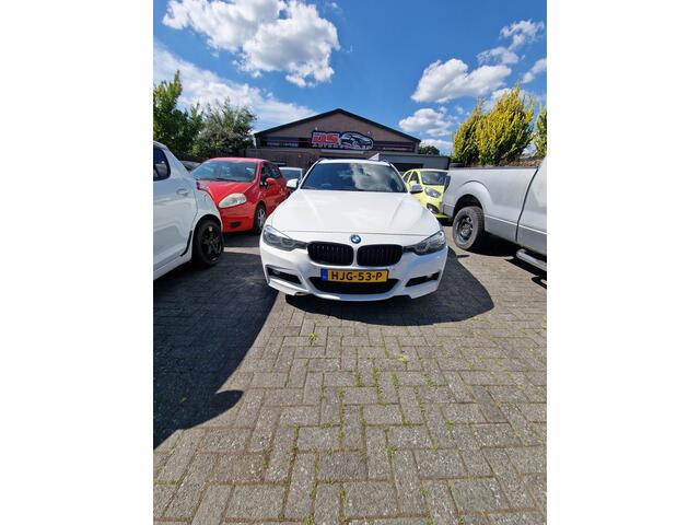 BMW 3-SERIE Touring 335d xDrive High Executive