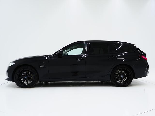 BMW 3-SERIE Touring 320e LCI Shadow Line | Widescreen | Carplay | Cruise | DAB | PDC | LED