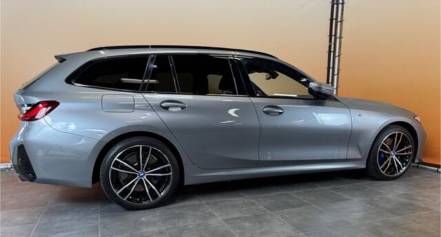 BMW 3-SERIE Touring 330e M sportpakket | panodak | trekhaak elektrisch