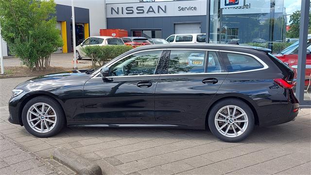 BMW 3-SERIE Touring (G21) 320i Executive Edition Automaat
