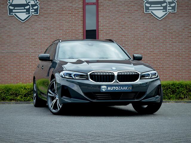 BMW 3-SERIE Touring 330e xDrive Touring | Individual