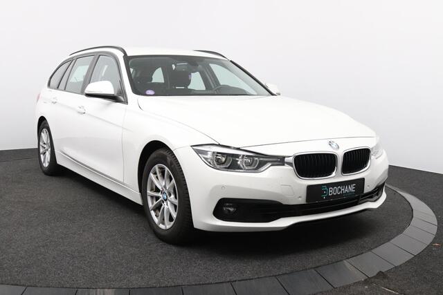 BMW 3-SERIE Touring 320i High Executive | 184 PK | Automaat | Stoelverwarming | Trekhaak | Elektrische Achterklep |