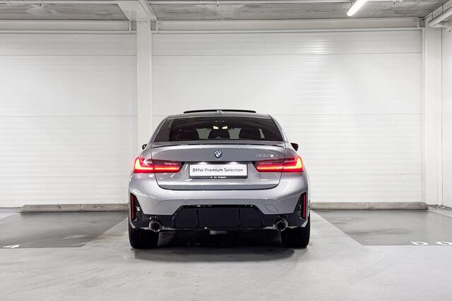 BMW 3-SERIE Sedan 330e | M-Sport Pro | Innovation Pack | Comfort Pack | Driving Assistant Professional | Harman/Kardon | Schuif-/Kanteldak | Comfort Access