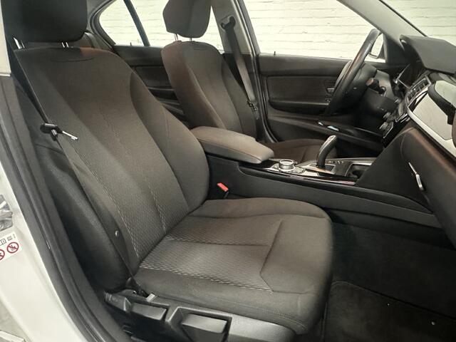 BMW 3-SERIE 320d CLIMA / CRUISE / NAVI / TREKHAAK