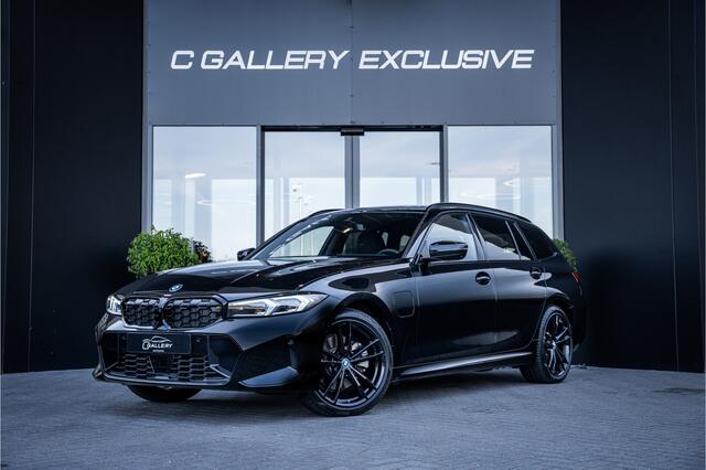 BMW 3-SERIE Touring 330e xDrive - M Sport | Panorama | H&K | Memory | 360 Camera | HUD