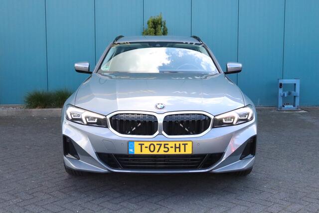 BMW 3-SERIE Touring 318i Aut. CARPLAY|ELEK.A.KLEP|NAV|LED|CRUISE|ECC|PDC|LMV Nieuwstaat!! 1'EIG