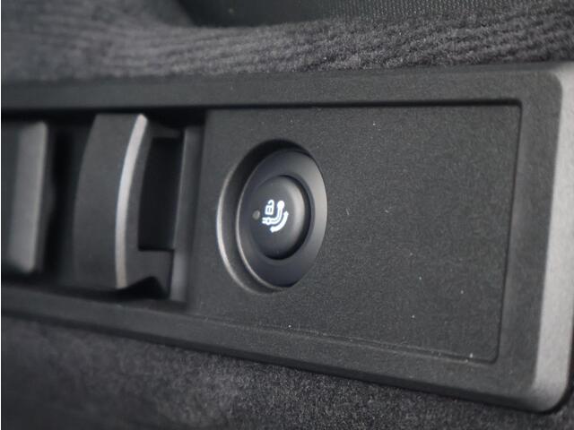 BMW 3-SERIE Touring 330e M Sportpakket Pro/ Stuurwiel verwarmd/ Comfort Access/ panoramadak/ Stoelverwarming/ Elektrische Trekhaak/ Active Cruise Control