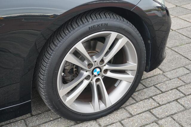 BMW 3-SERIE 320i Corporate Lease High Executive | LCI | DAK | HUD | LEER