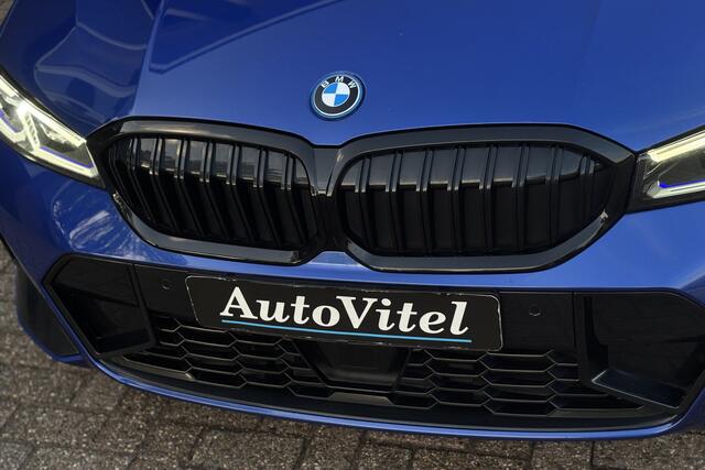 BMW 3-SERIE Touring 330e M-Sport | LCI FACELIFT | Adaptief Led | Camera | Sportstoelen | 19 'Inch | Privacy Glas