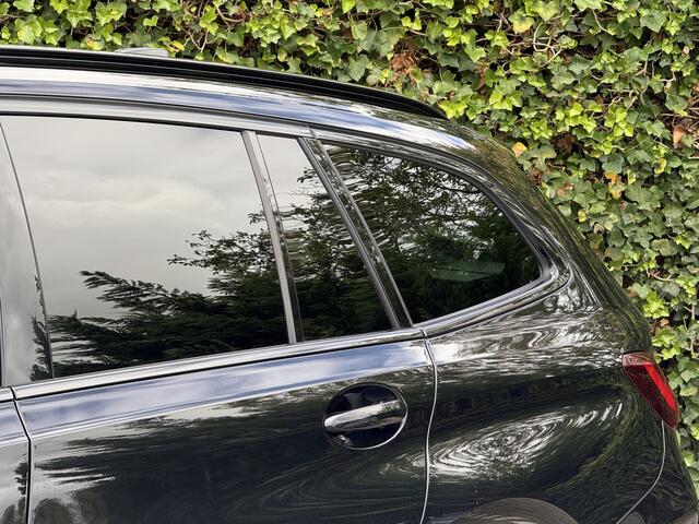 BMW 3-SERIE Touring 330e | M-Sport Pro | HiFi | Camera | 19" |