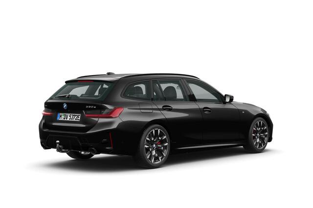 BMW 3-SERIE Touring 330e xDrive Harman Kardon audio / Glazen dak / 19 inch / Achteruitrij Camera