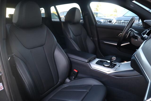 BMW 3-SERIE Touring M-Sport Hifi / Stoelverwarming / 18inch / Sportstoelen /