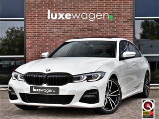 bmw-3-serie-320i-m-sport-pano-19inc