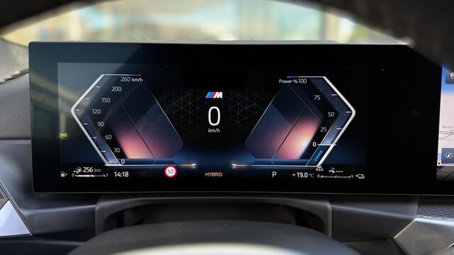 BMW 3-SERIE 330e M-Sport | Navi | Camera | Stoel-Stuurverwarming