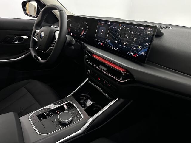 BMW 3-SERIE 318i Navi, Clima, Head Up, Nieuwstaat