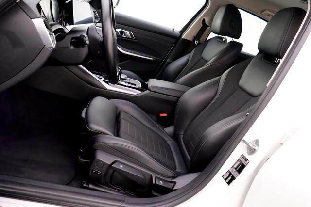 BMW 3-SERIE 318iA Sport-Line FULL LED | CARPLAY | STOELVERW | SFEERVERLICHTING | NAVI | DAB | PDC V+A | LMV